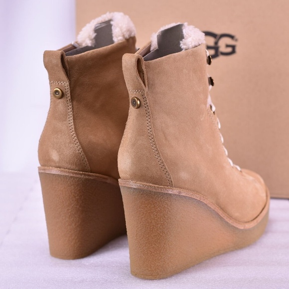 Women's UGG Kiernan Wedge Lace Up Booties Chestnut - Picture 4 of 5